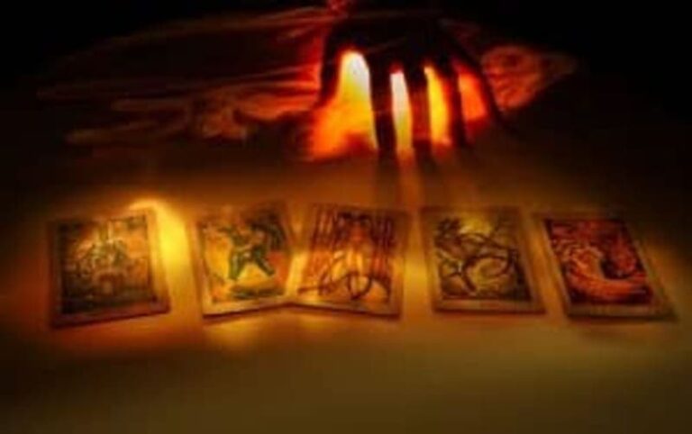 Tarot