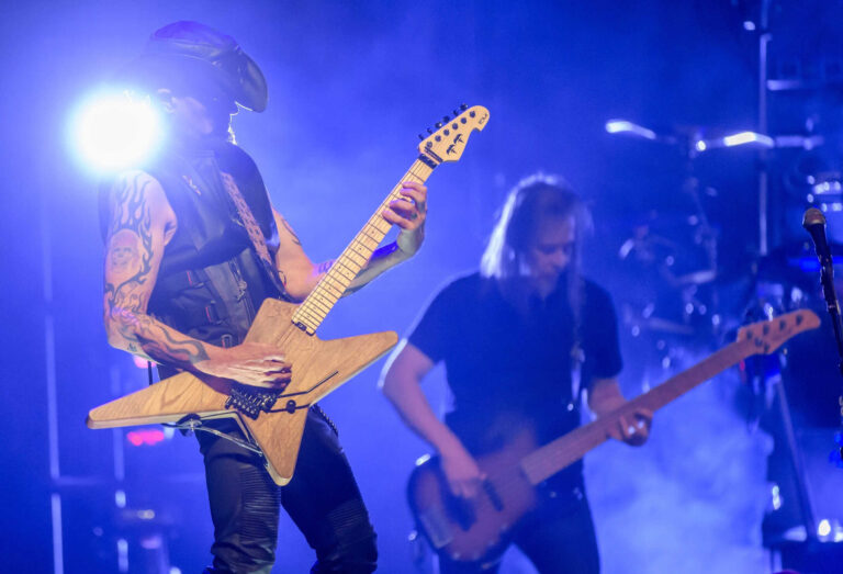Queensrÿche rage for order
