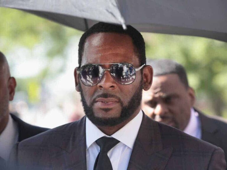 rapper r. kelly courtesy of Creator: Scott Olson | Credit: Getty Images Copyright: 2019 Getty Images