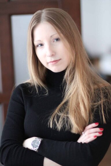 Victoria Amelina receives Orwell prize after her death.