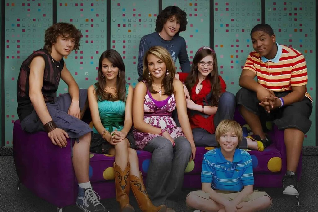 promotional image for tv series Zoey 101 available on paramount+