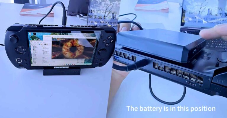 GPD Strix Halo with battery pack