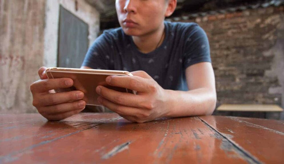mobile phone, macro, hand, game, iphone, mobile phone, iphone, iphone, iphone, iphone, iphone, depression treatment