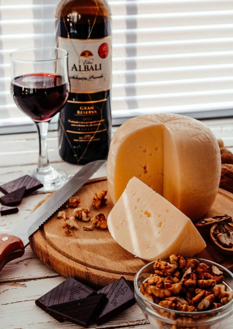 wine and cheese pairing