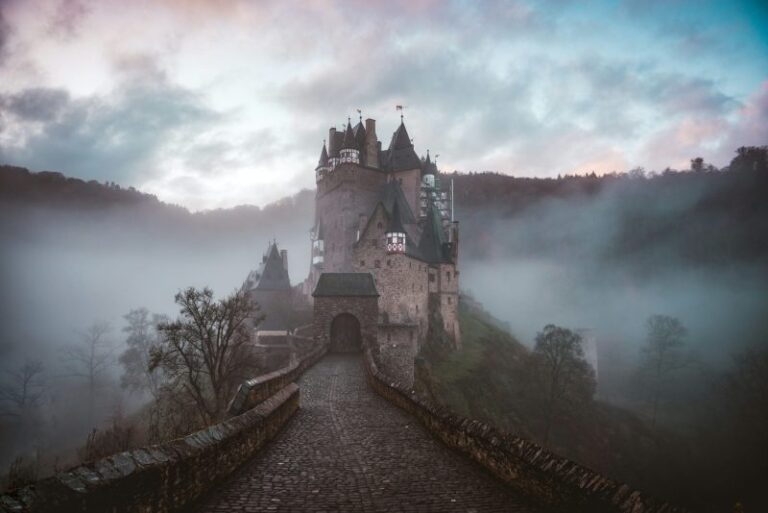 haunted castles, travel bucket list