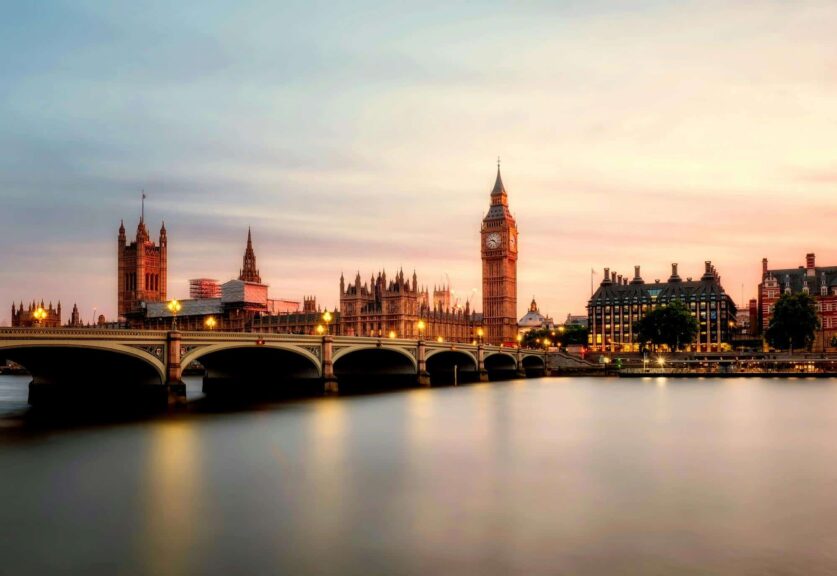 This is a sunset photograph of London. London Fashion Week can be a source of exciting outfit ideas.