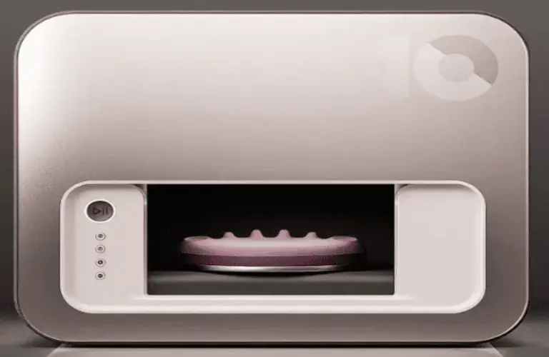 Newest manicure trend. Robotic Manicures are taking over.