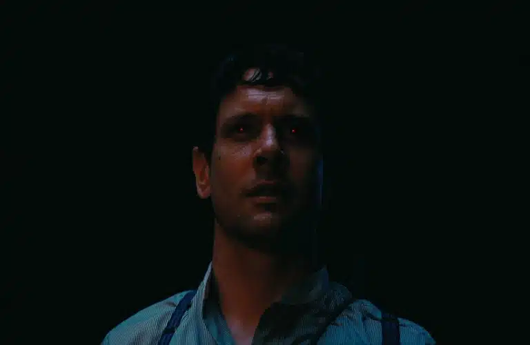 Jack O'Connell in Sinners (2025) with red glowing eyes