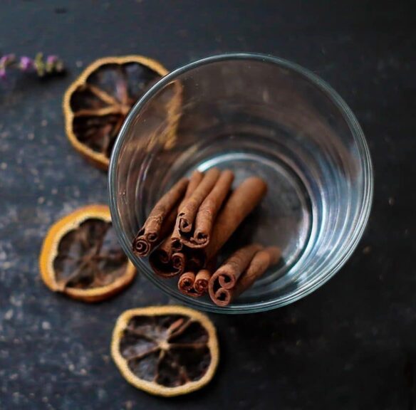 Create home scents for fall with natural ingredients from your kitchen.