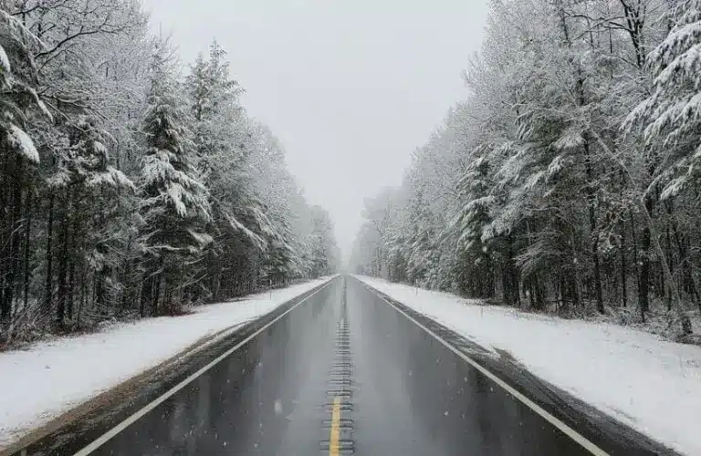 Winter road trips in the United State to take this Christmas.