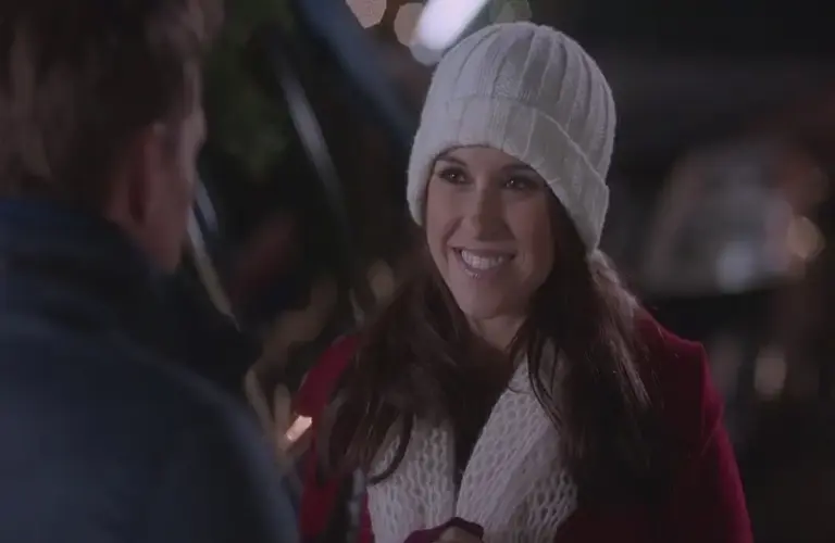 Lacey Chabert will star in Hallmarks "Very Different" Holiday film
