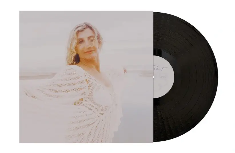 Pebe Sebert โย Pebe Sebert