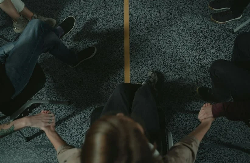 group coming together during a difficult time, grief consoling and support groups during the holidays, coping methods