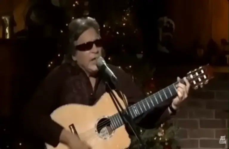 José Feliciano - Feliz Navidad with Daryl Hall (Live From Daryl's House)