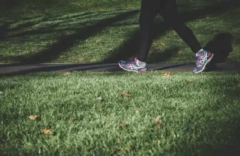 A person running in a park, circulation