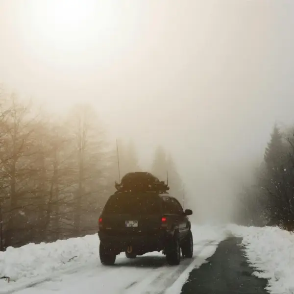 How to Stay Healthy While Traveling in January