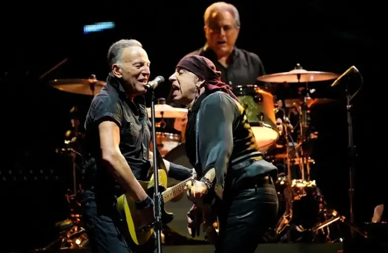 Bruce Stpringsteen and his band onstage at MetLife Stadium in New Jersey.