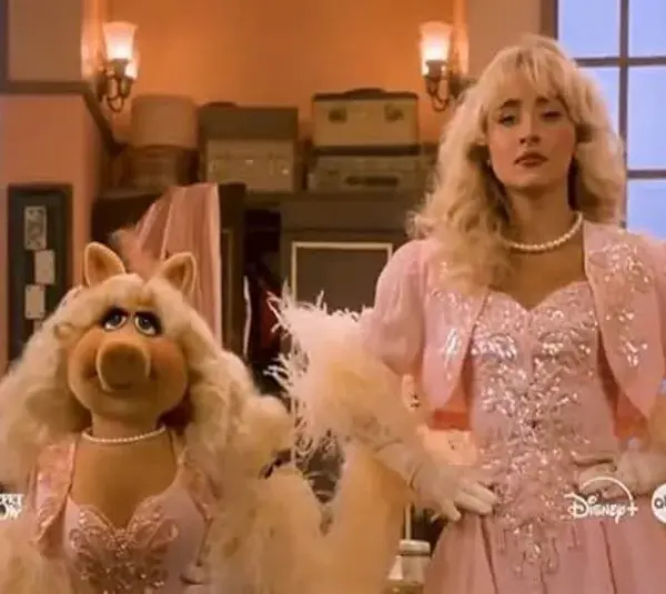 Still image from The Muppet Show reboot