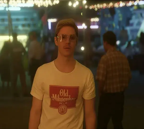 Image of "American Horror Story" star Evan Peters in a screenshot from the series Netflix "Monster"