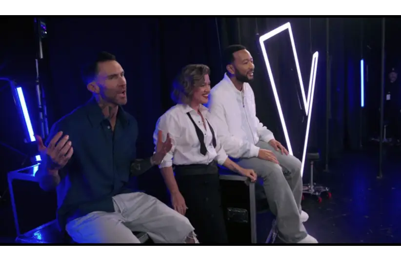 Screenshot of The Voice coaches Adam Levine, Kelly Clarkson, and John Legend, Season 29, Episode 1