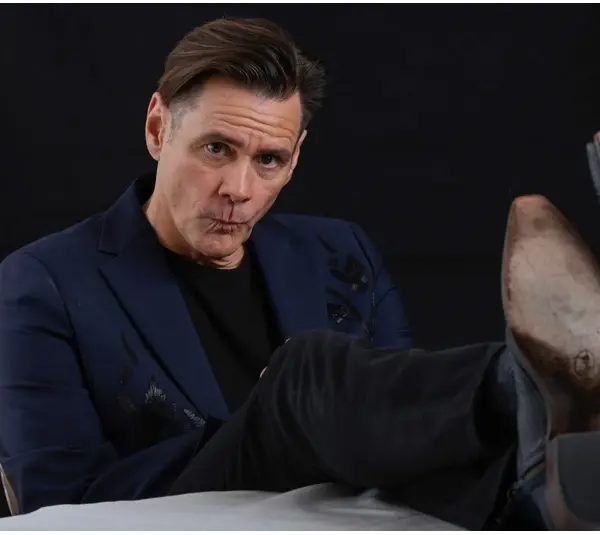 Sept 4, 2018; Los Angeles, CA, USA; Portrait of actor Jim Carrey who stars in the new Showtime series \"Kidding.\" Carrey plays a beloved children's show host (a little like Mister Rogers, with a lot more craziness) who starts to lose his sanity after his personal life falls apart. Mandatory Credit: Robert Hanashiro-USA TODAY