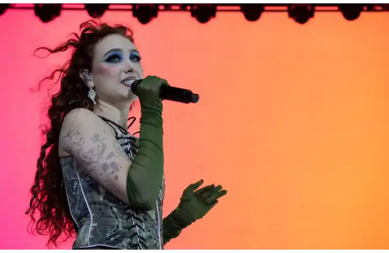 Chappell Roan performs at FirstBank Amphitheater in Franklin, Tenn., Tuesday, Oct. 1, 2024. © Nicole Hester / The Tennessean / USA TODAY NETWORK via Imagn Images