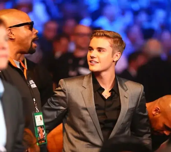 Justin Bieber Delivers Iconic, Powerful 2026 Grammy Return Fans Will Never Forget