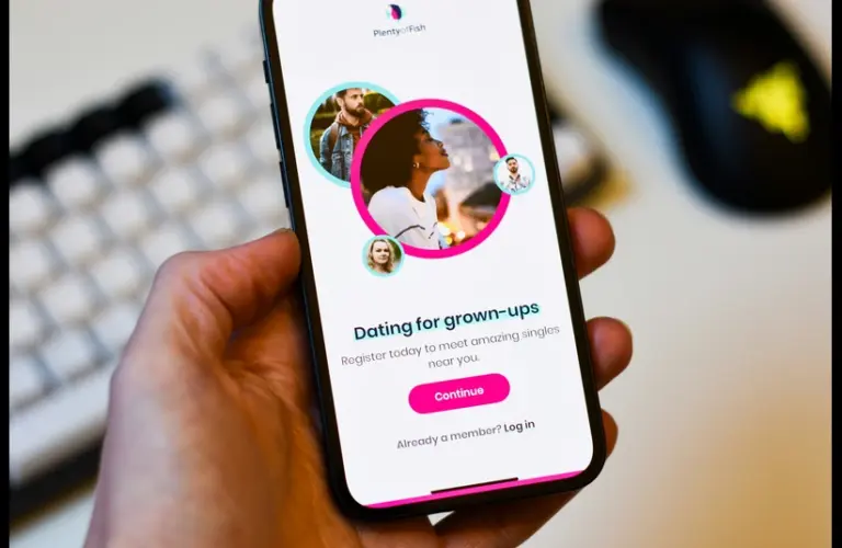 Scrolling on dating apps on a smart phone