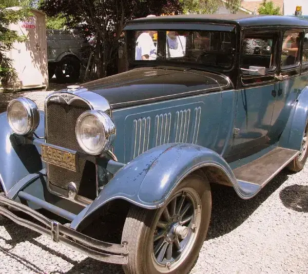 Image of blue 1928 Dodge Victory Six