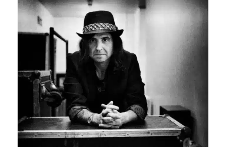 Motörhead guitarist Phil Campbell