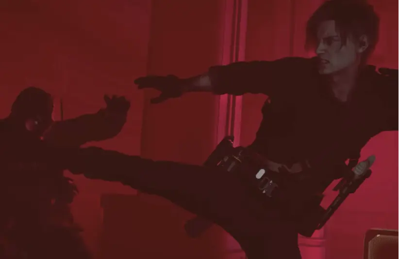 Resident Evil Requiem, Leon fighting HUNK with a mod outfit