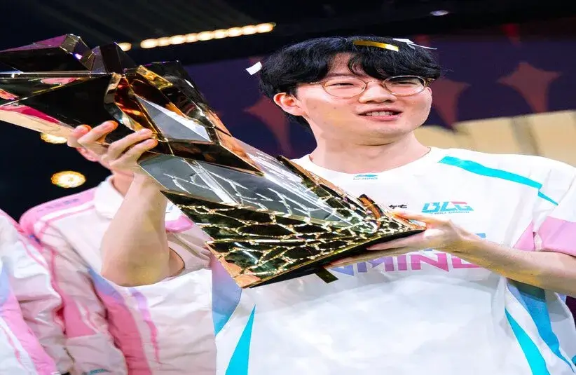 Viper become the first player to win First Stand twice