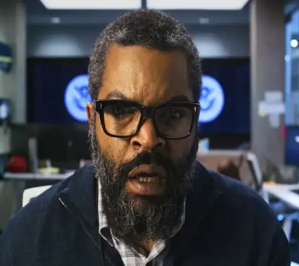 image of Razzie Awards winner Ice Cube screenshot from the movie War of the Worlds 2025 remake