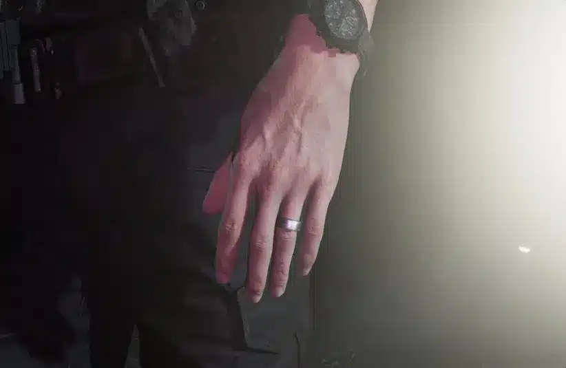 Leon with a wedding ring in Resident Evil Requiem