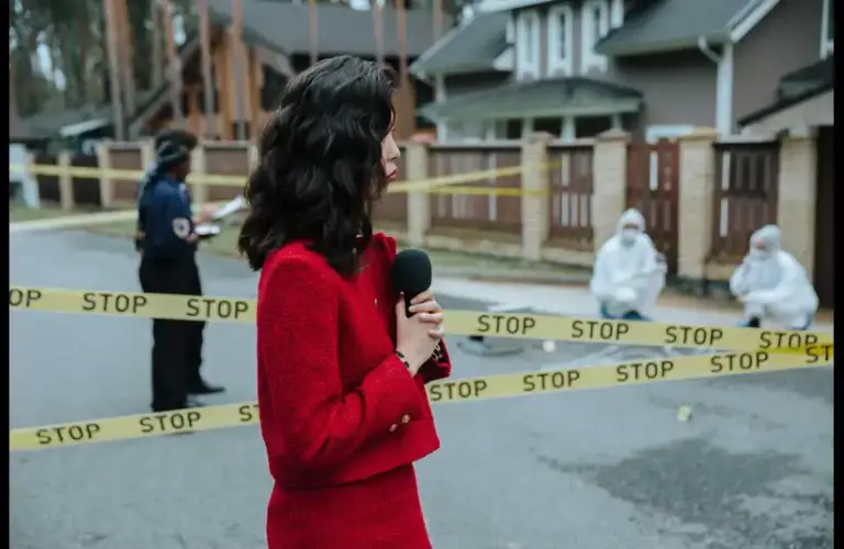 Photo of a reporter at the scene of a crime, similar to the Hawaii crime attack
