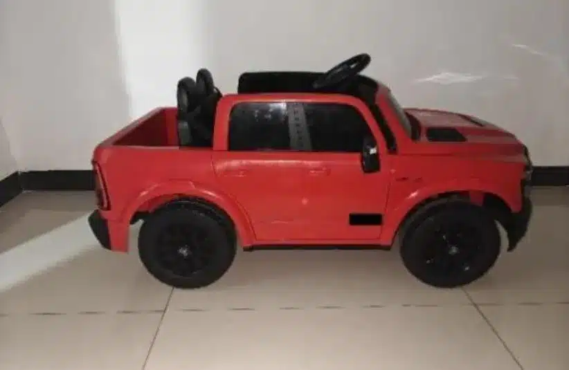 Image of recalled  FUNTOK 24V 2-Seater Ride-On Truck
