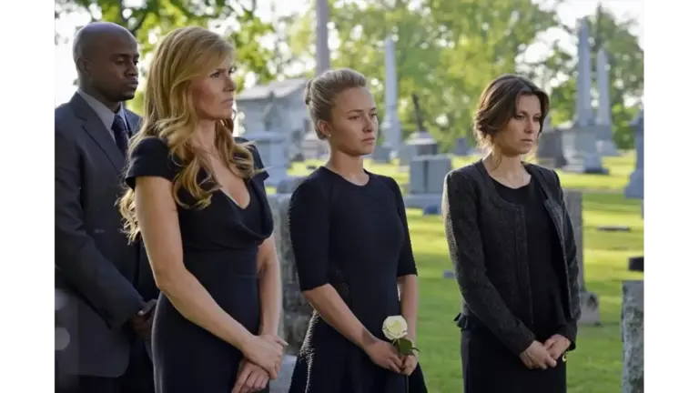 Hayden Panettiere, Connie Britton, Kourtney Hansen, and Melvin Ray Kearney II from Nashville in funeral attire for the Season 2 premier of Jolene's passing
