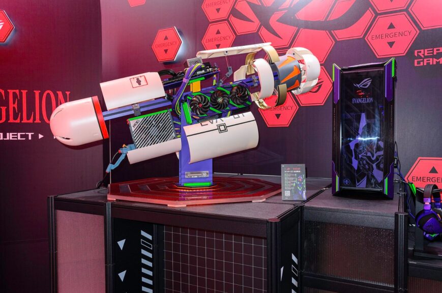 A replica Evangelion Unit-01 entry plug, the pilot cockpit fans hope to sit in through the Evangelion XR game